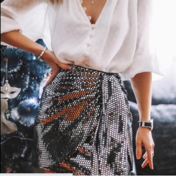 NWT Zara Skirt size:XS - Picture 3 of 10